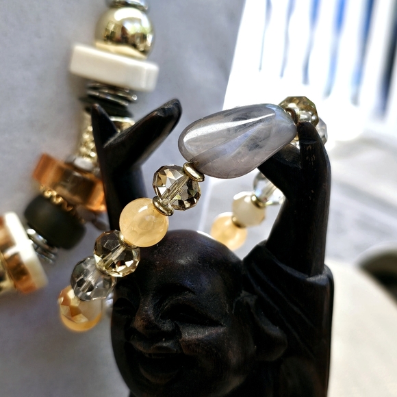 SET! Chico's Chunky Mixed Bead Necklace with Gemstone Stretchy Bracelet SET! - Picture 4 of 16